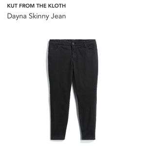 Black skinny jeans by Kit from the Kloth